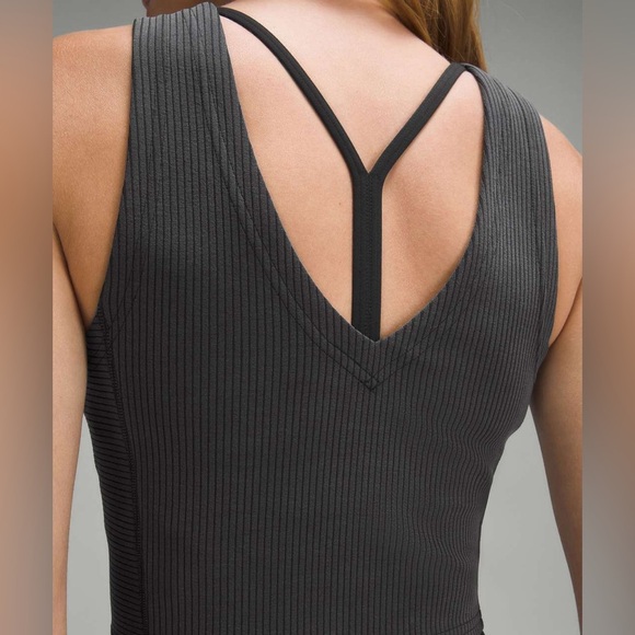 NWOT💕 Lululemon Ribbed Softstreme Cropped Tank Top
Size 8 - Picture 2 of 6